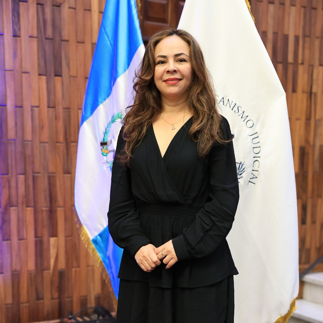 LICDA. JENNIE AIMÉE MOLINA MORÁN